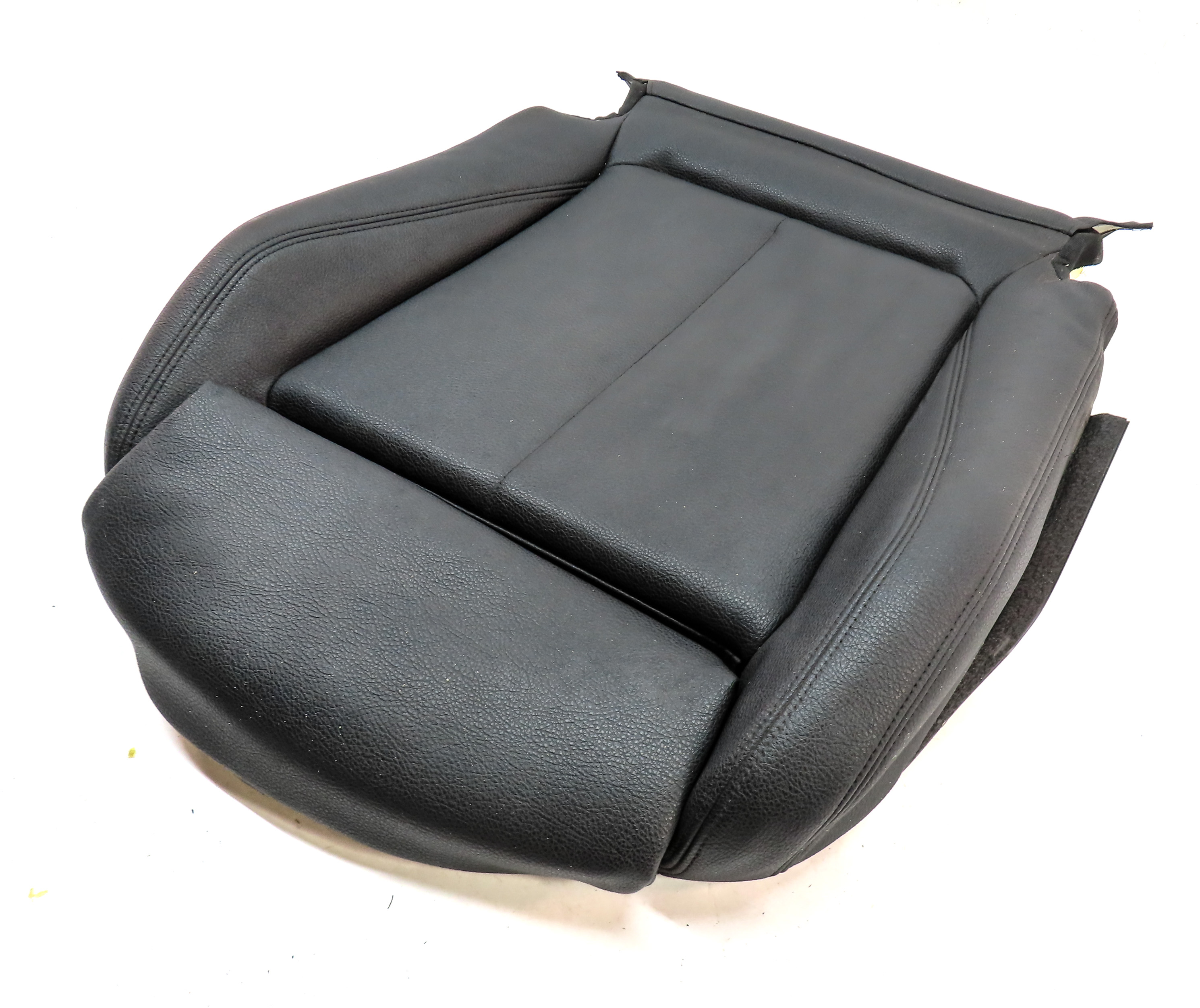 2017 BMW 330E (F30) LEFT DRIVER LOWER BOTTOM HEATED SPORT SEAT CUSHION BLACK — exact item pictured